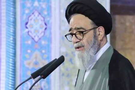 نباید با ایجاد دوقطبی‌های کاذب دشمن را به طمع بیندازیم - خبرگزاری مهر | اخبار ایران و جهان