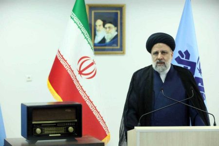 ویژه‌برنامه‌های معاونت صدا برای رئیس جمهور شهید  امواج رادیو از شهید جمهور می‌گویند