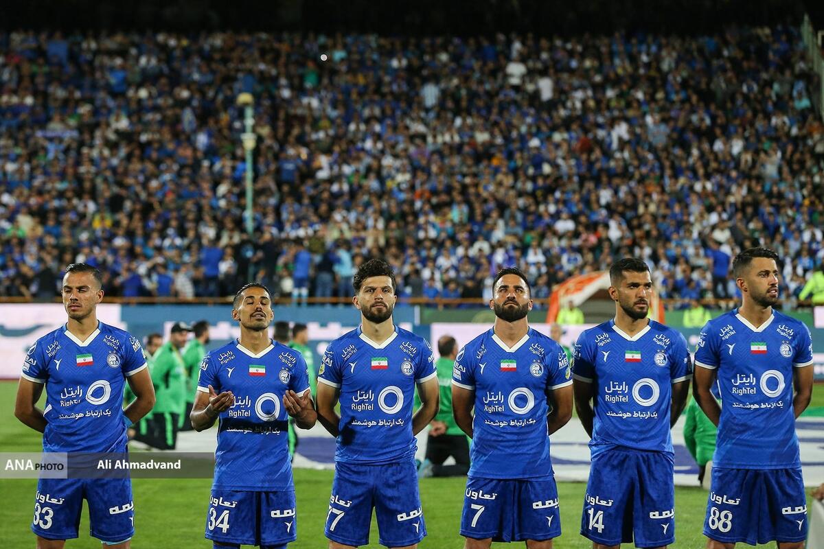 بیانی:تکلیف مدیرعامل و سرمربی مشخص نیست، یک عده قهرمانی آسیا می‌خواهند!   استقلال فصل بعد باید هجومی بازی کند