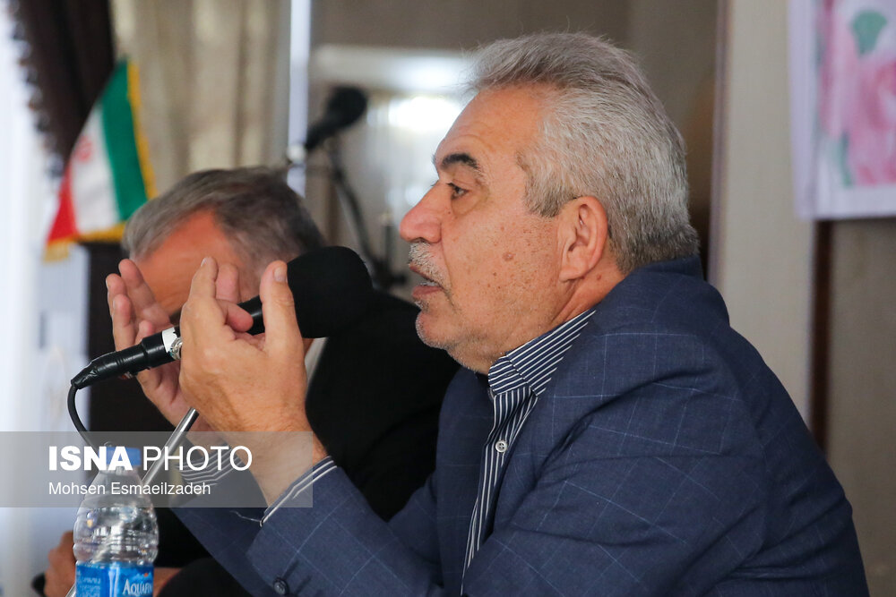 سئو مسئولین به فریاد کارگران برسند