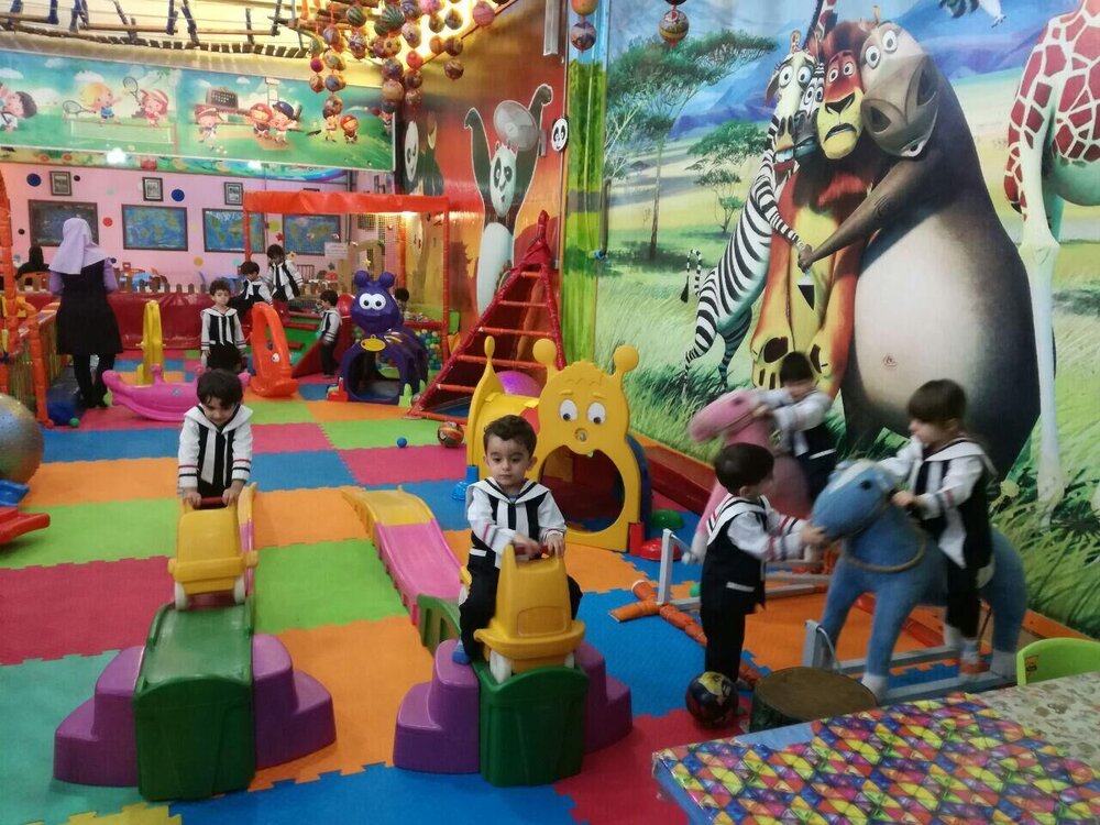 برای ناهار بچه‌ها برنج ایرانی می‌پزیم؛ فن بیان هم یاد می‌دهیم/ ماهی۲۰ میلیون تومان شهریه اصلا زیاد نیست!