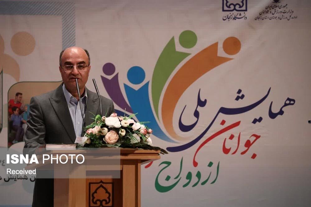 خانواده، رکن بنیادین جامعه و محور سیاست‌های جمعیتی کشور است