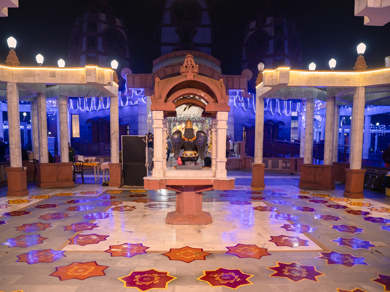 ایسکون چیست؟